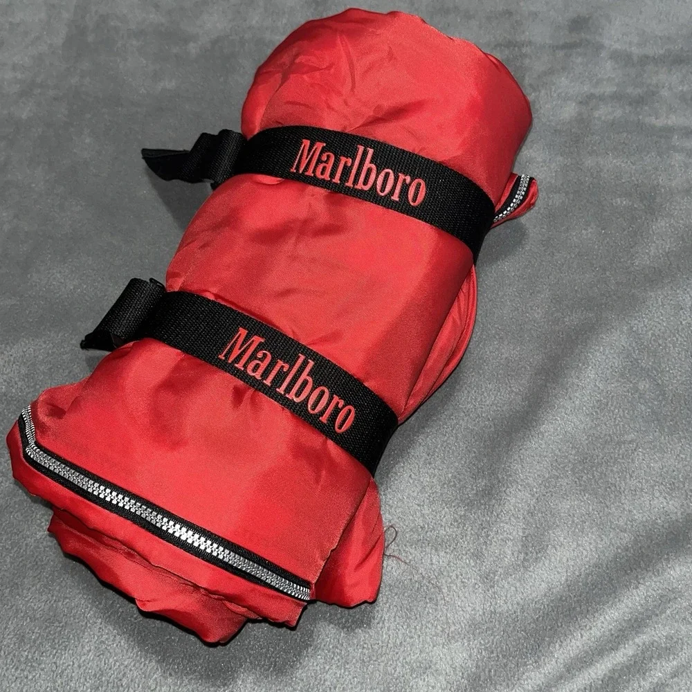 Marlboro Unlimited‎ Sleeping Bag Bed Roll Plaid Fleece Lined Red Vintage